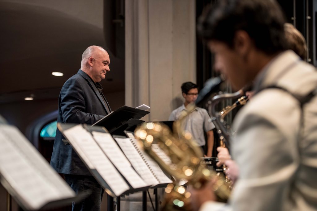 James Morrison conducting a workshop with Senior School students