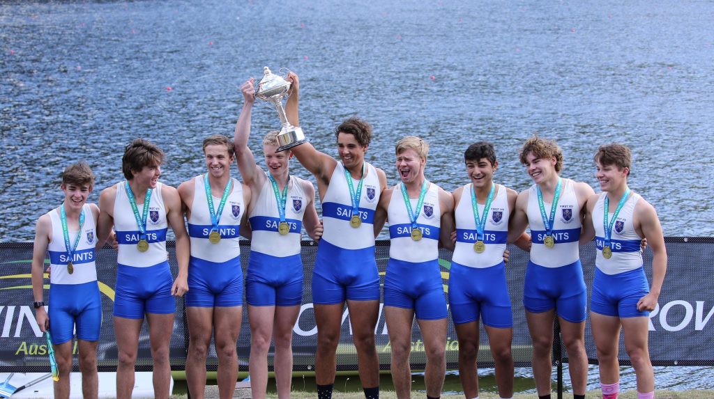 L – R Aidan Hughes (cox), William Howard, Jeremy Beale (VC), Jake Nesbitt, Felix Packer (VC), Tom Oldfield, Faris Harb, Edward Chipperfield, Nick Burr (C). Photo credit: Richard Beale